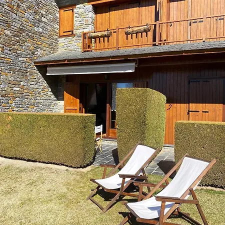Con Piscina En Holiday home