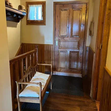 Holiday home Con Piscina En Llivia