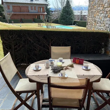 Holiday home Con Piscina En *
